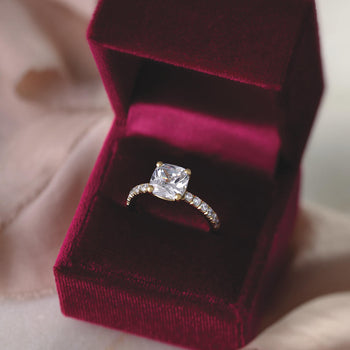 Cushion Cut Diamond Engagement Rings
