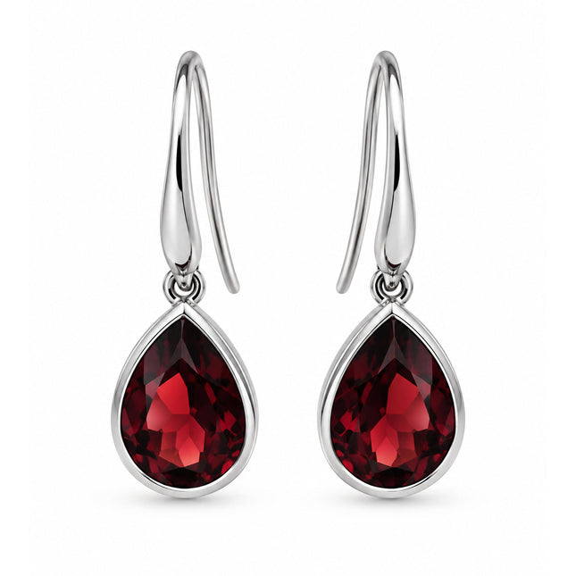 A beautiful pair of sterling silver garnet drop earrings 